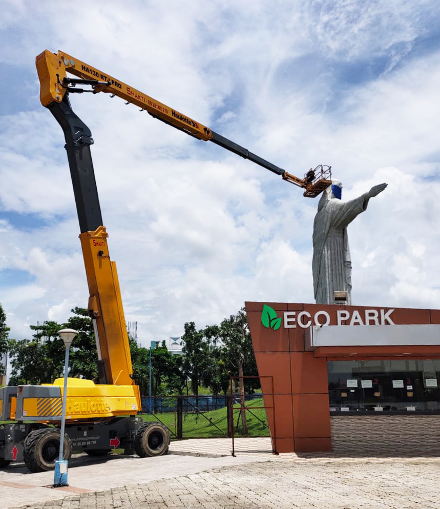 The HA41 RTJ PRO at work in New Town Eco Park - Calcutta